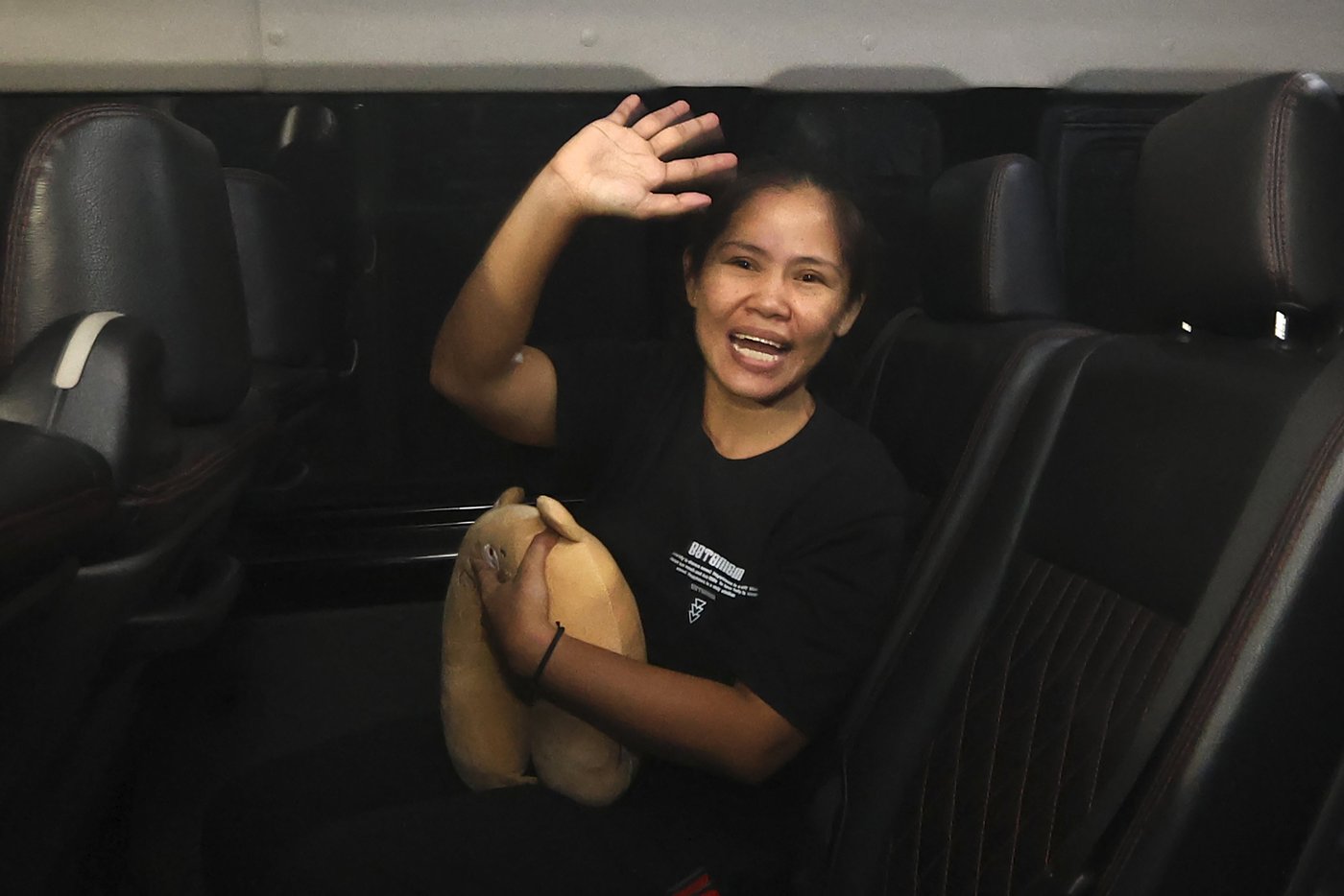 Filipina who won a last-minute reprieve from Indonesian firing squad prepares to fly home | iNFOnews.ca