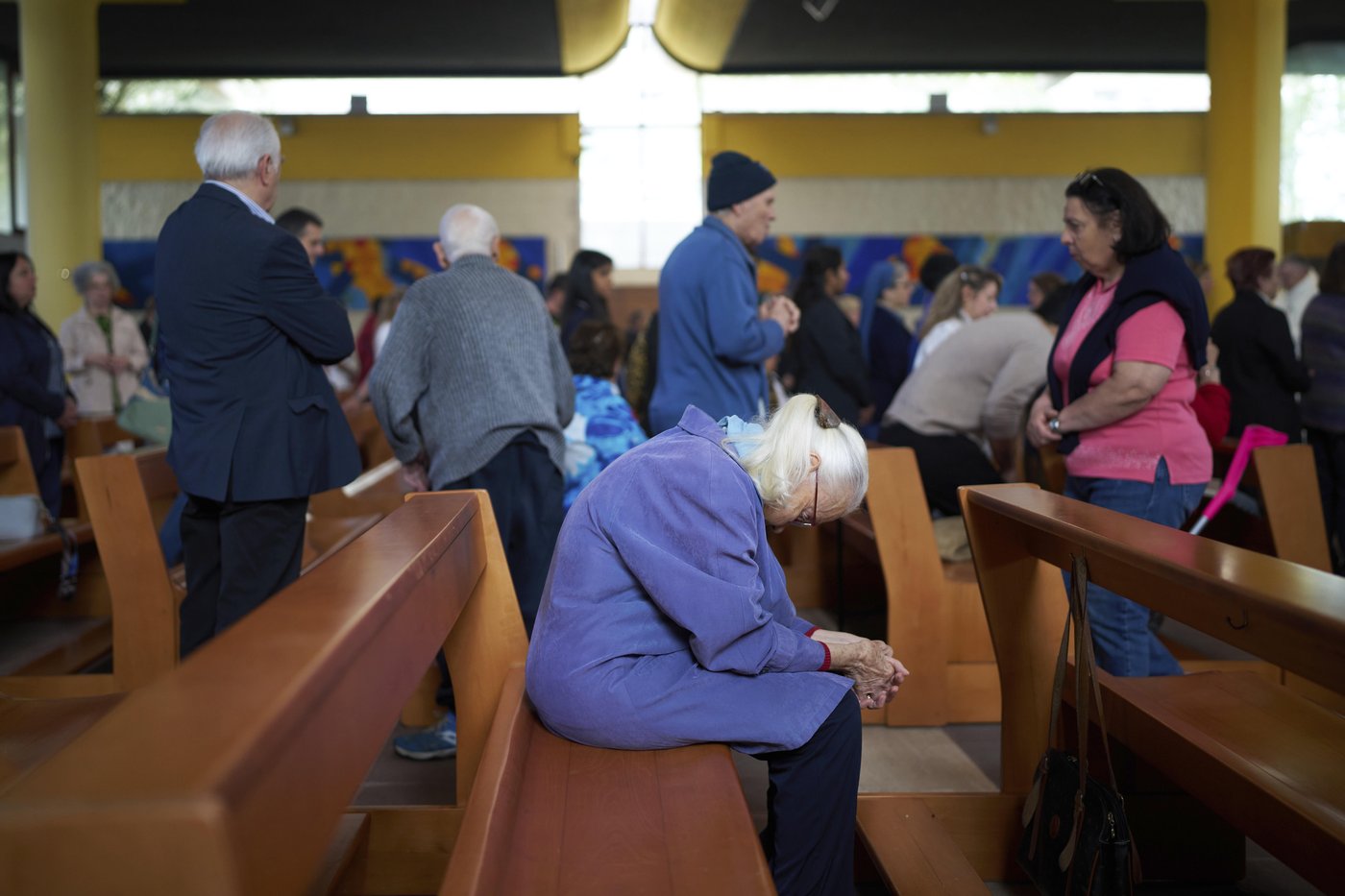 At Mass in housing projects and tourist hotspots, Romans pray next pope focuses on poverty and peace | iNFOnews.ca At Mass in housing projects and tourist hotspots, Romans pray next pope focuses on poverty and peace | iNFOnews.ca