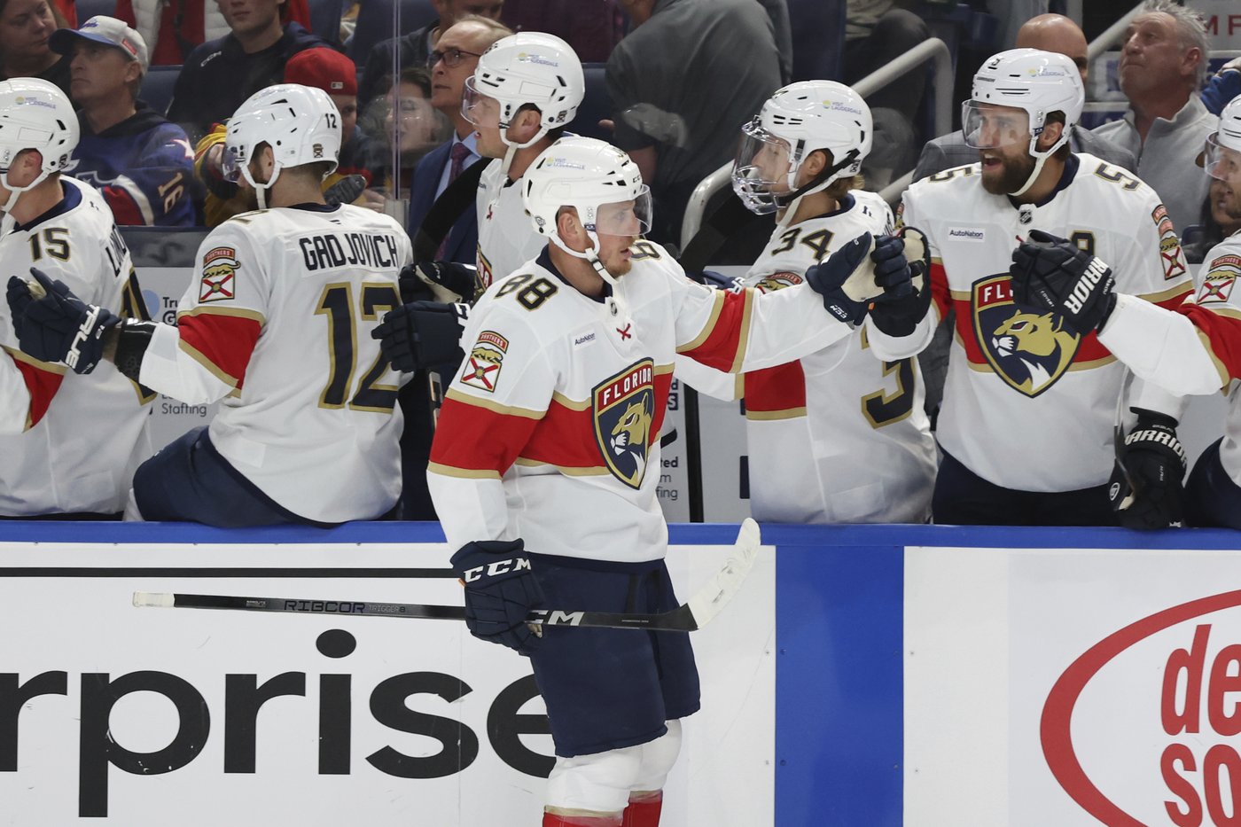 Thompson scores go-ahead goal, and Sabres end season-opening 3-game skid with 5-2 win over Panthers | iNFOnews.ca Thompson scores go-ahead goal, and Sabres end season-opening 3-game skid with 5-2 win over Panthers | iNFOnews.ca