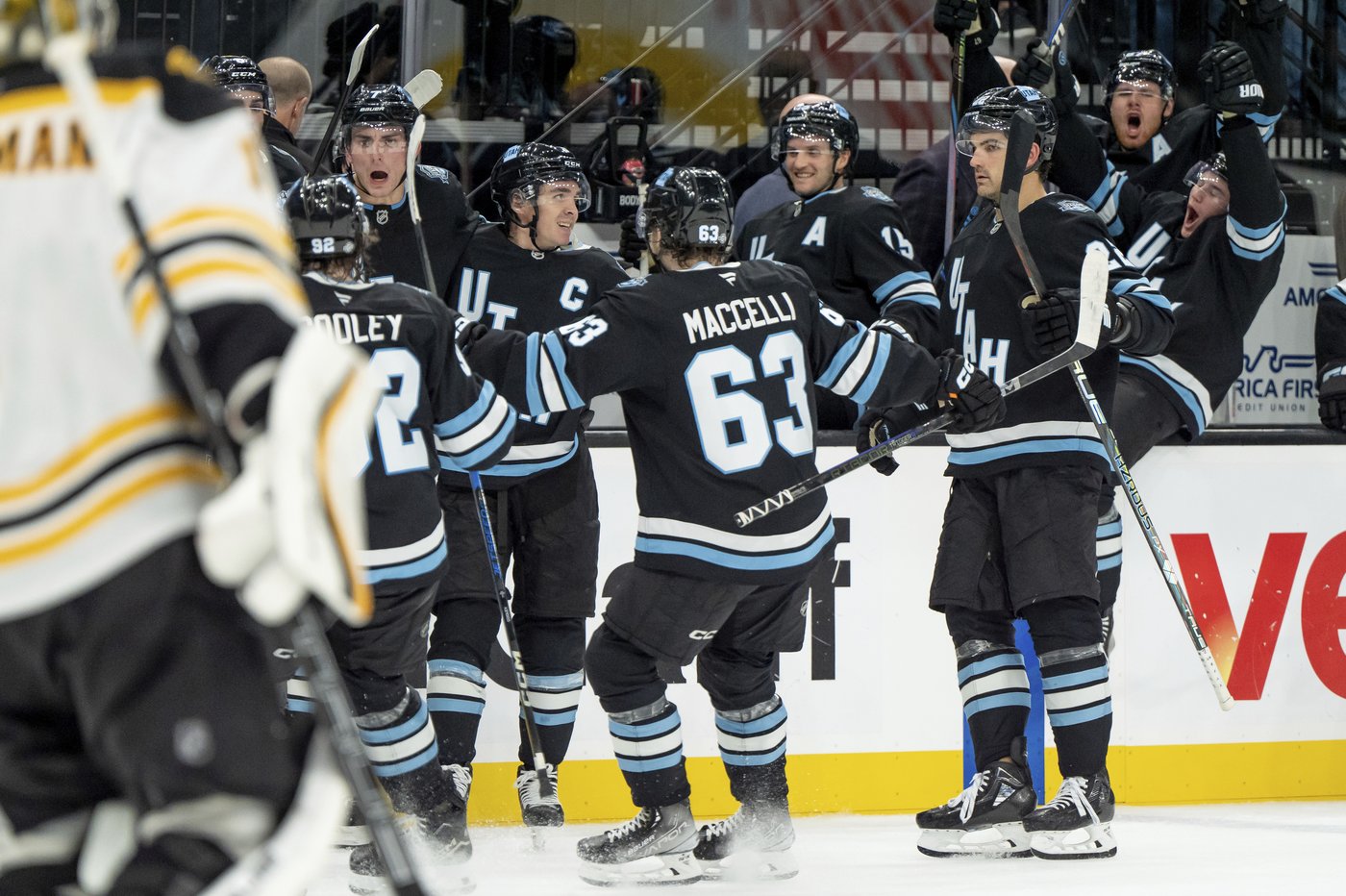 Kesslering scores in OT to lift Utah to 2-1 win over Bruins | iNFOnews.ca