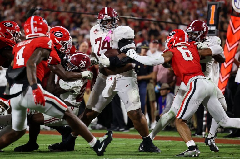 Alabama standout LT Kadyn Proctor has an affinity for Krispy Kreme and carrying the rock | iNFOnews.ca