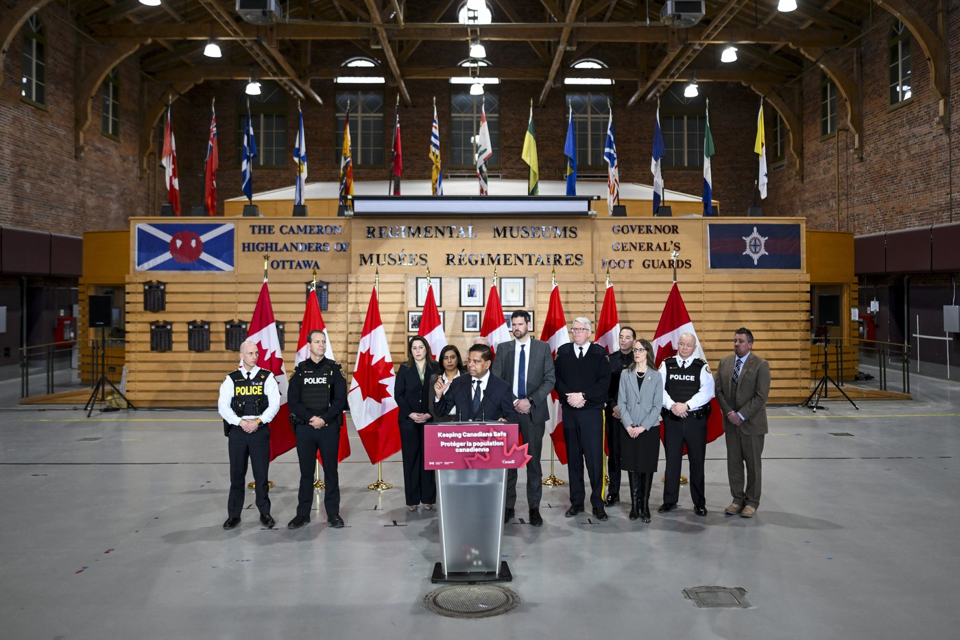 Here's what the Liberals' new bill on 'lawful access' for police and spies would do | iNFOnews.ca