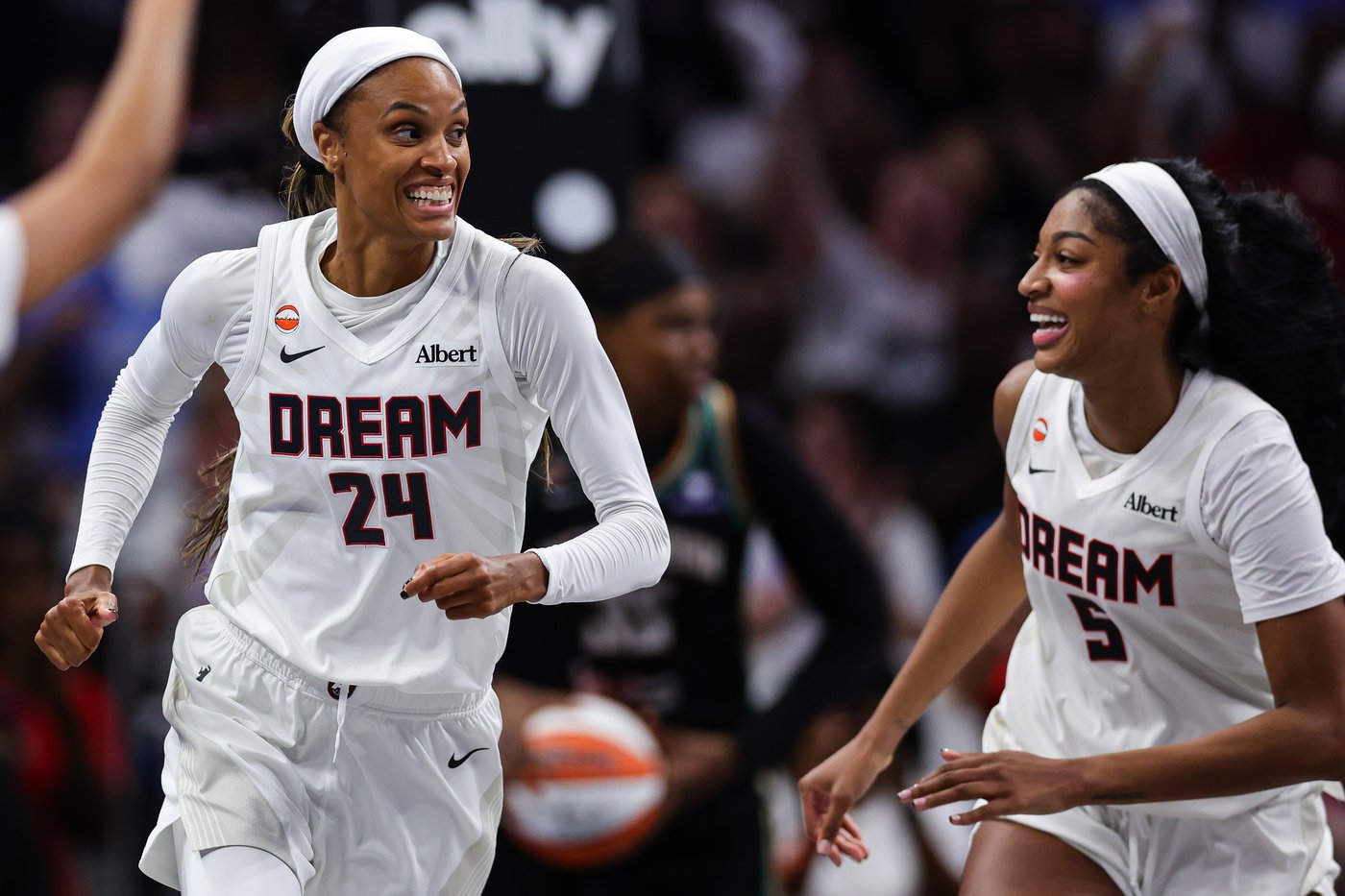 DeWanna Bonner scores 23 off bench, helps Dream oust Liberty in WNBA semifinals | iNFOnews.ca DeWanna Bonner scores 23 off bench, helps Dream oust Liberty in WNBA semifinals | iNFOnews.ca