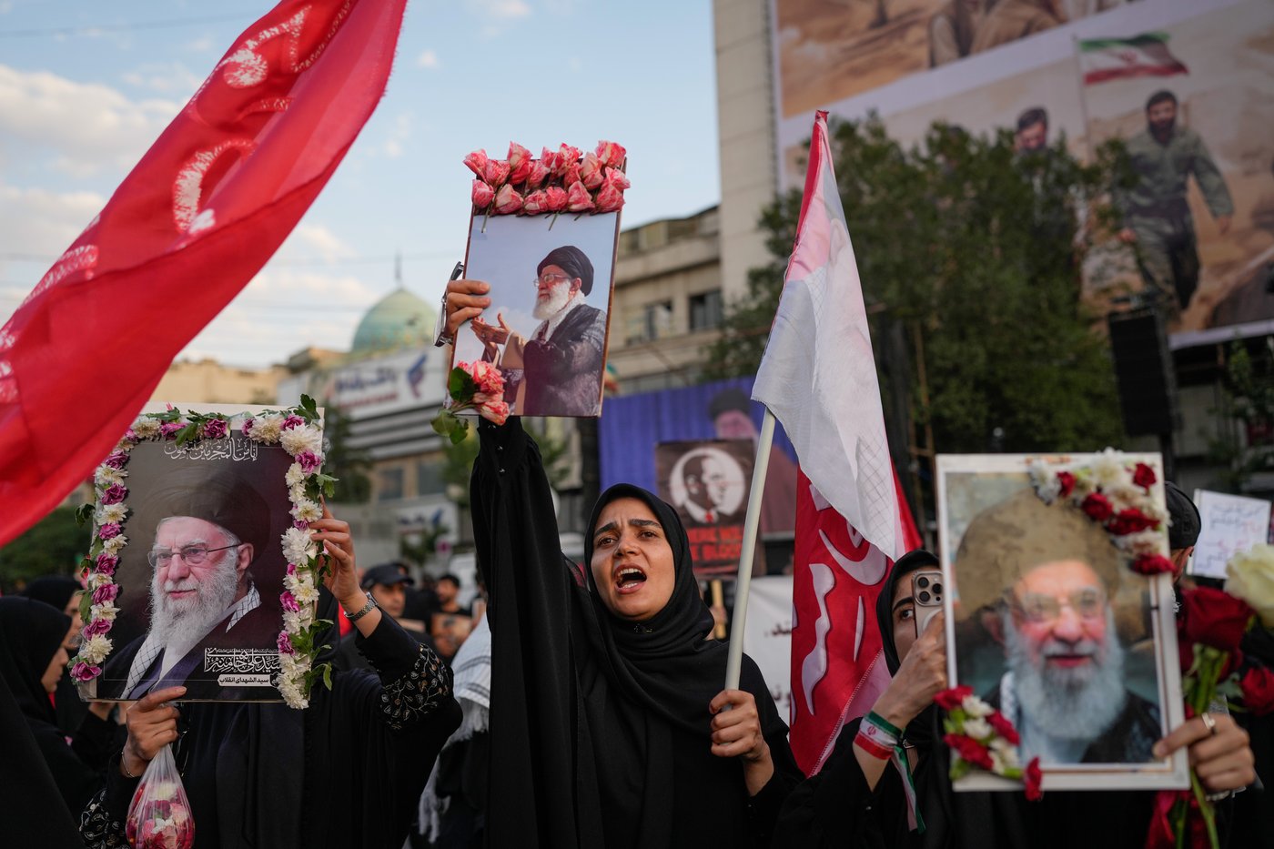 A look at the dayslong funeral for late Supreme Leader Khamenei in Iran and Iraq, in photos | iNFOnews.ca