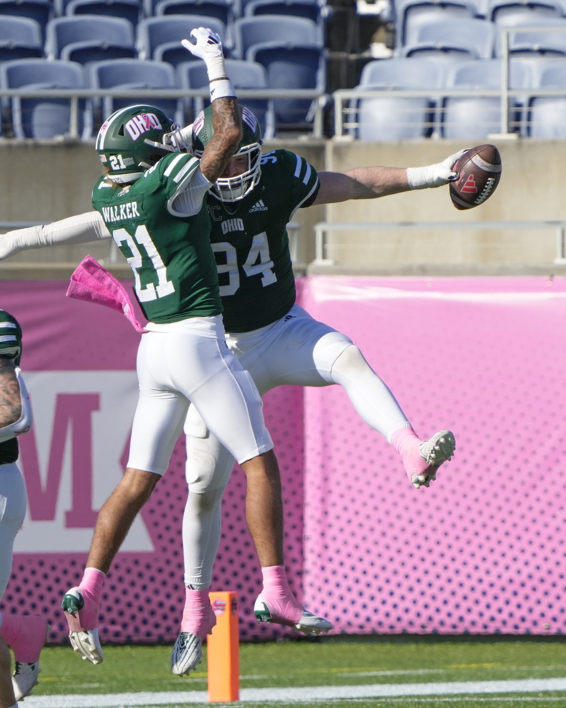 Navarro has big first half, Ohio holds off Jacksonville State 30-27 in Cure Bowl | iNFOnews.ca
