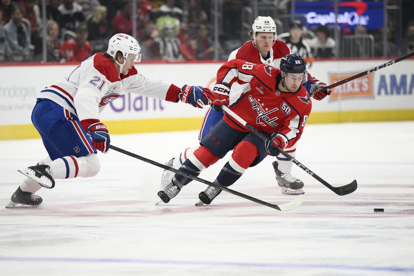 Ovechkin scores his 858th goal and has 2 assists as the Capitals beat the Canadiens 6-3 | iNFOnews.ca