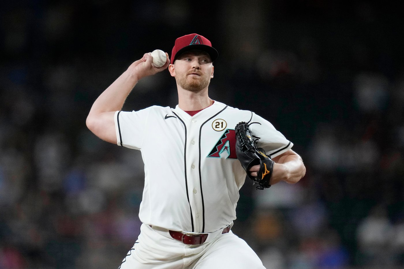 Esteury Ruiz hits 3-run double in 11th to lift Marlins to 4-2 win, damaging D-backs' playoff hopes | iNFOnews.ca