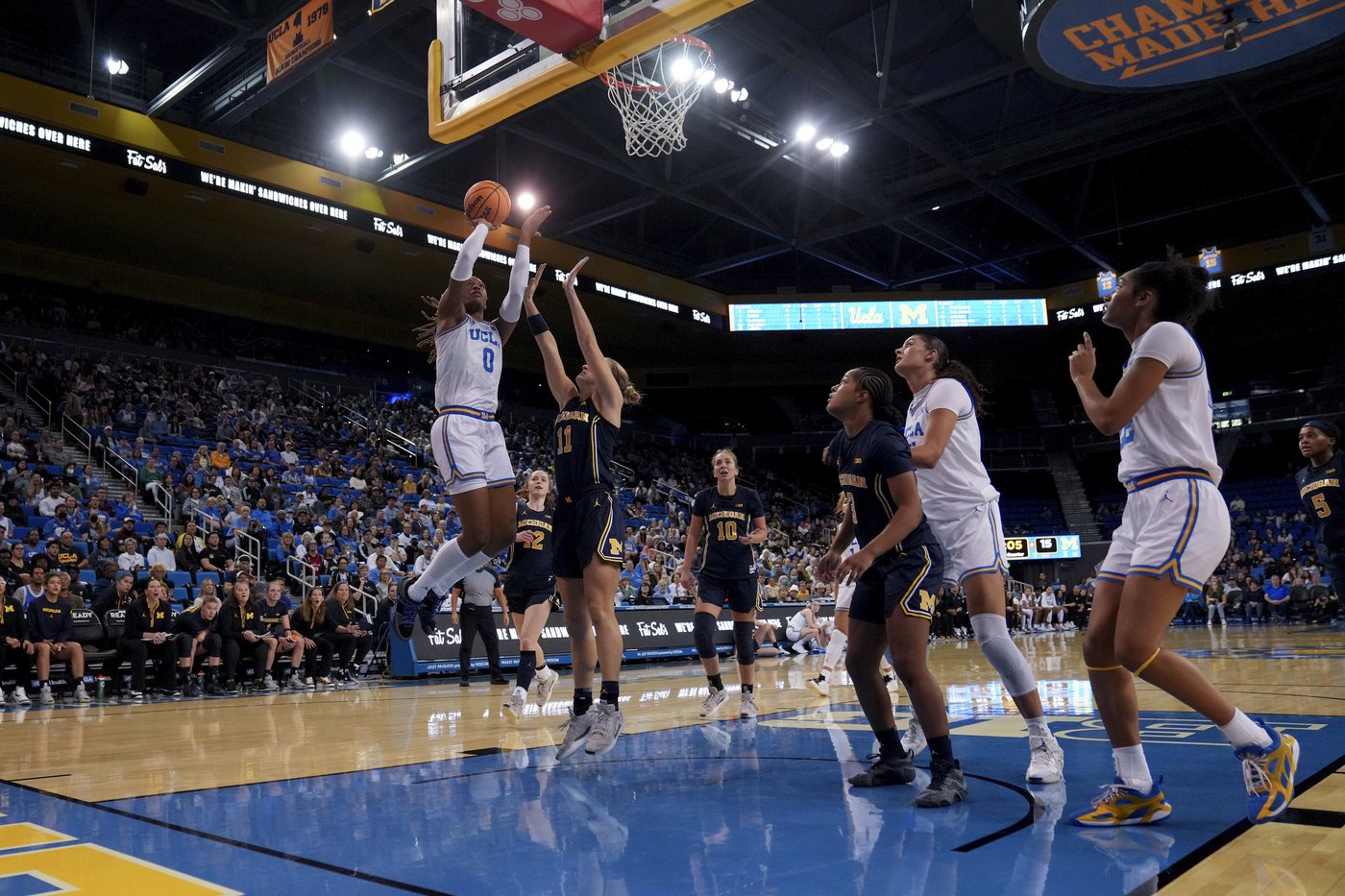 Rice's double-double helps No. 1 UCLA beat Michigan 86-70, complete sweep of 1st Big Ten homestand | iNFOnews.ca Rice's double-double helps No. 1 UCLA beat Michigan 86-70, complete sweep of 1st Big Ten homestand | iNFOnews.ca