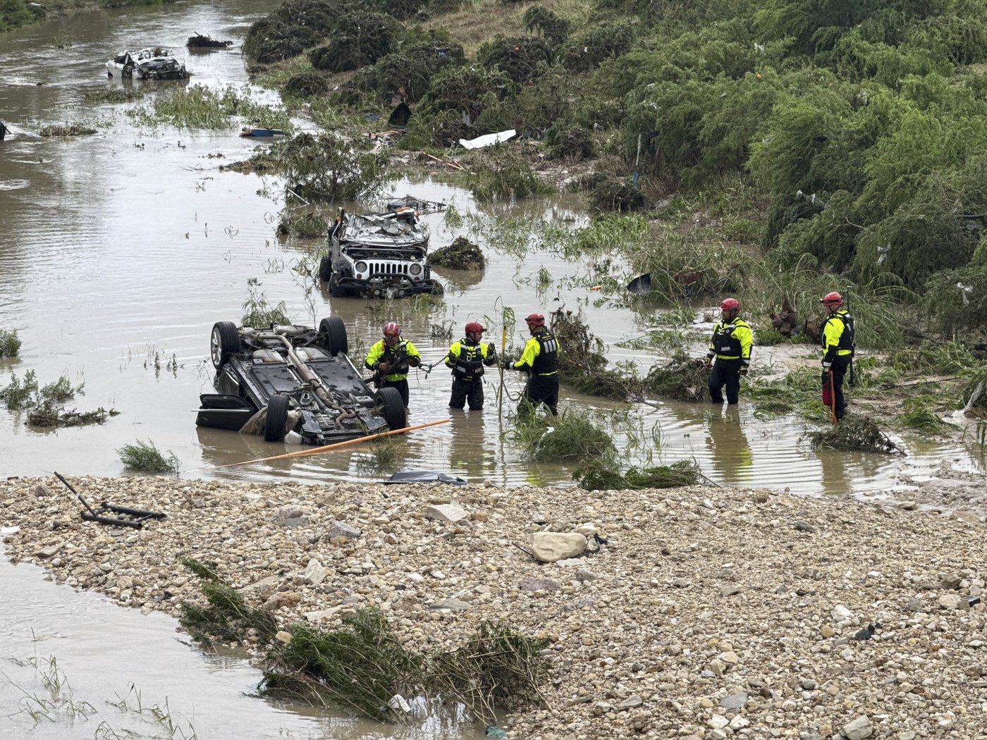 At least 5 dead and 2 missing in San Antonio after heavy rains flood parts of Texas | iNFOnews.ca