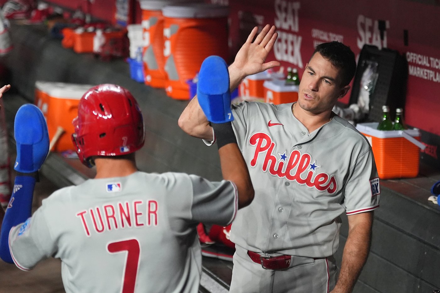 Bryce Harper reaches base 5 times, Phillies beat the Diamondbacks 7-1 for 6th straight win | iNFOnews.ca Bryce Harper reaches base 5 times, Phillies beat the Diamondbacks 7-1 for 6th straight win | iNFOnews.ca