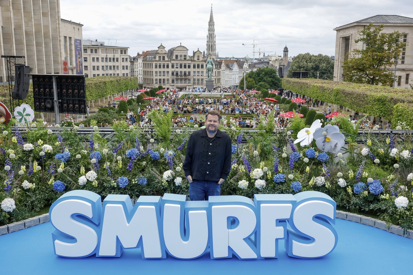 Why is Rihanna in Belgium this weekend? Hint: Smurfs | iNFOnews.ca