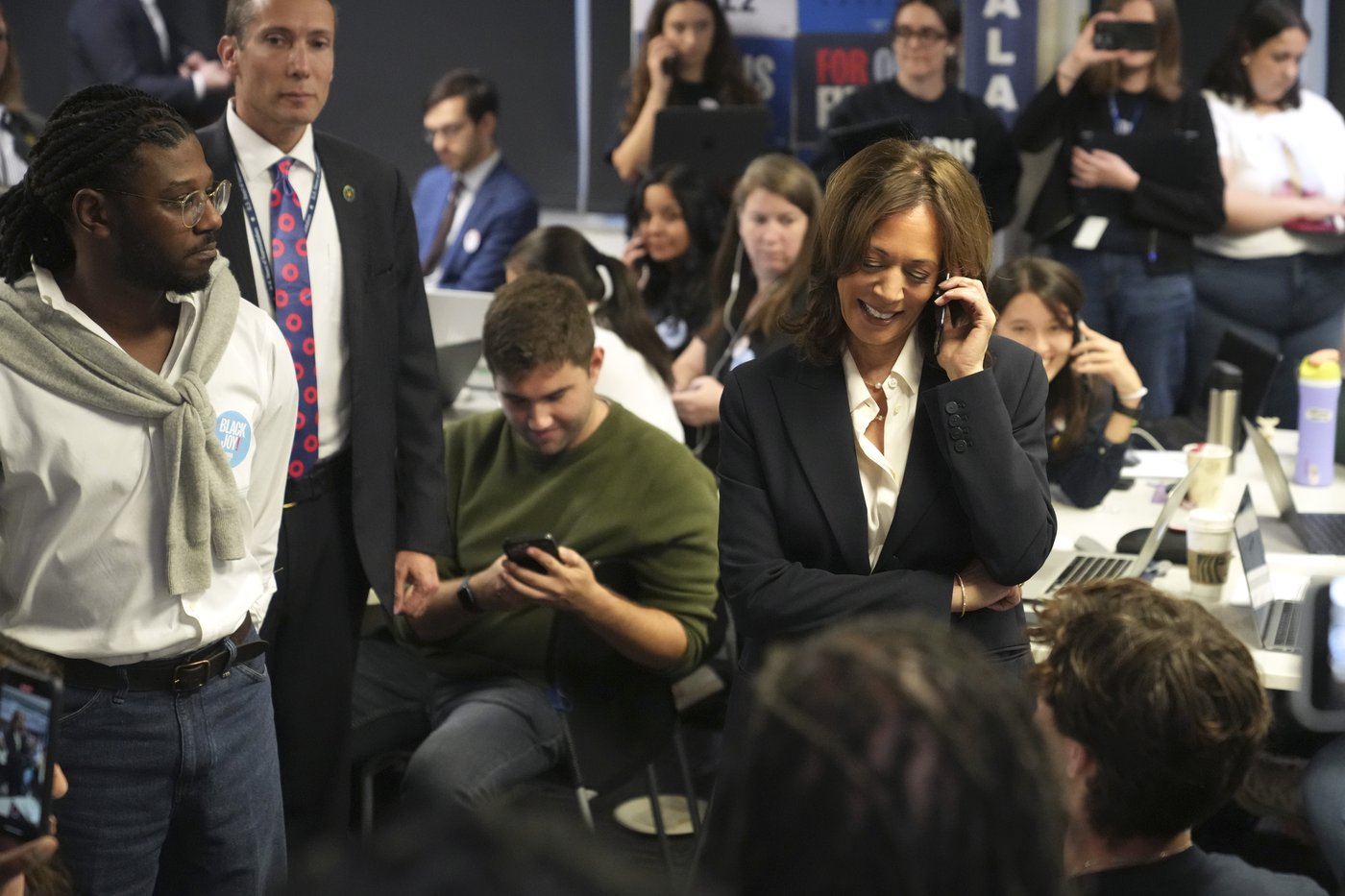 PHOTO COLLECTION: US Election Day 2024 Harris | iNFOnews.ca