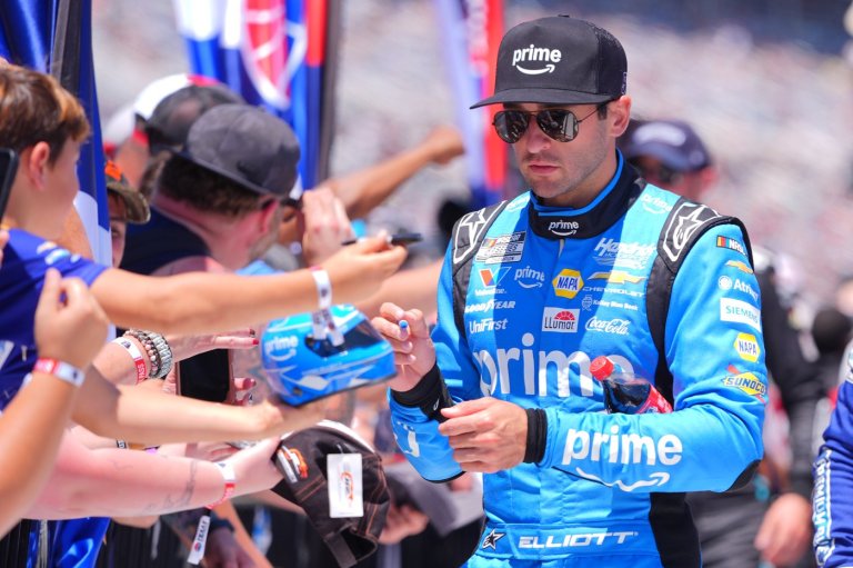 What year is this? NASCAR's All-Star prize remains stuck at $1 million 23 years after launch | iNFOnews.ca