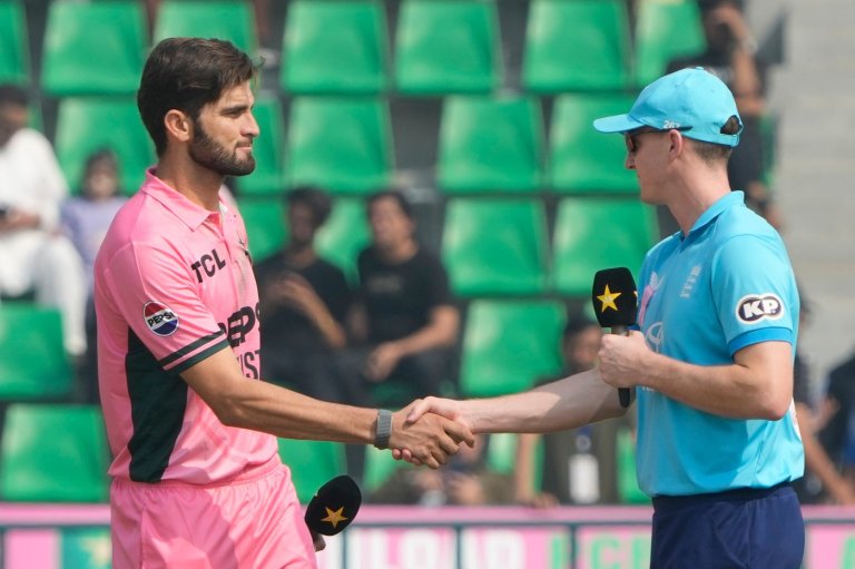 Pakistan wins toss, elects to field against England in tri-series ODI | iNFOnews.ca