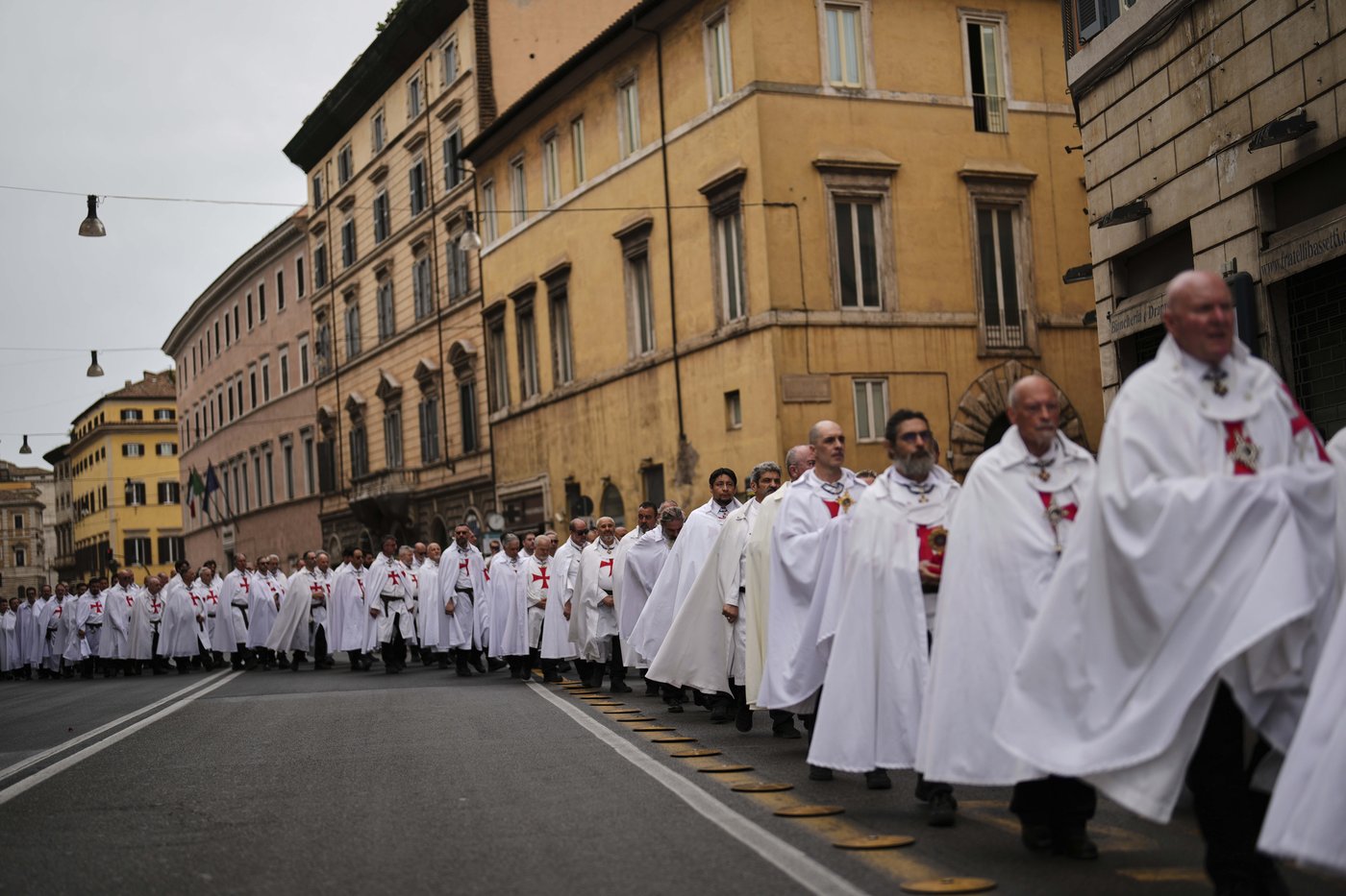 Ahead of the conclave, Vatican staff vow secrecy under threat of excommunication | iNFOnews.ca