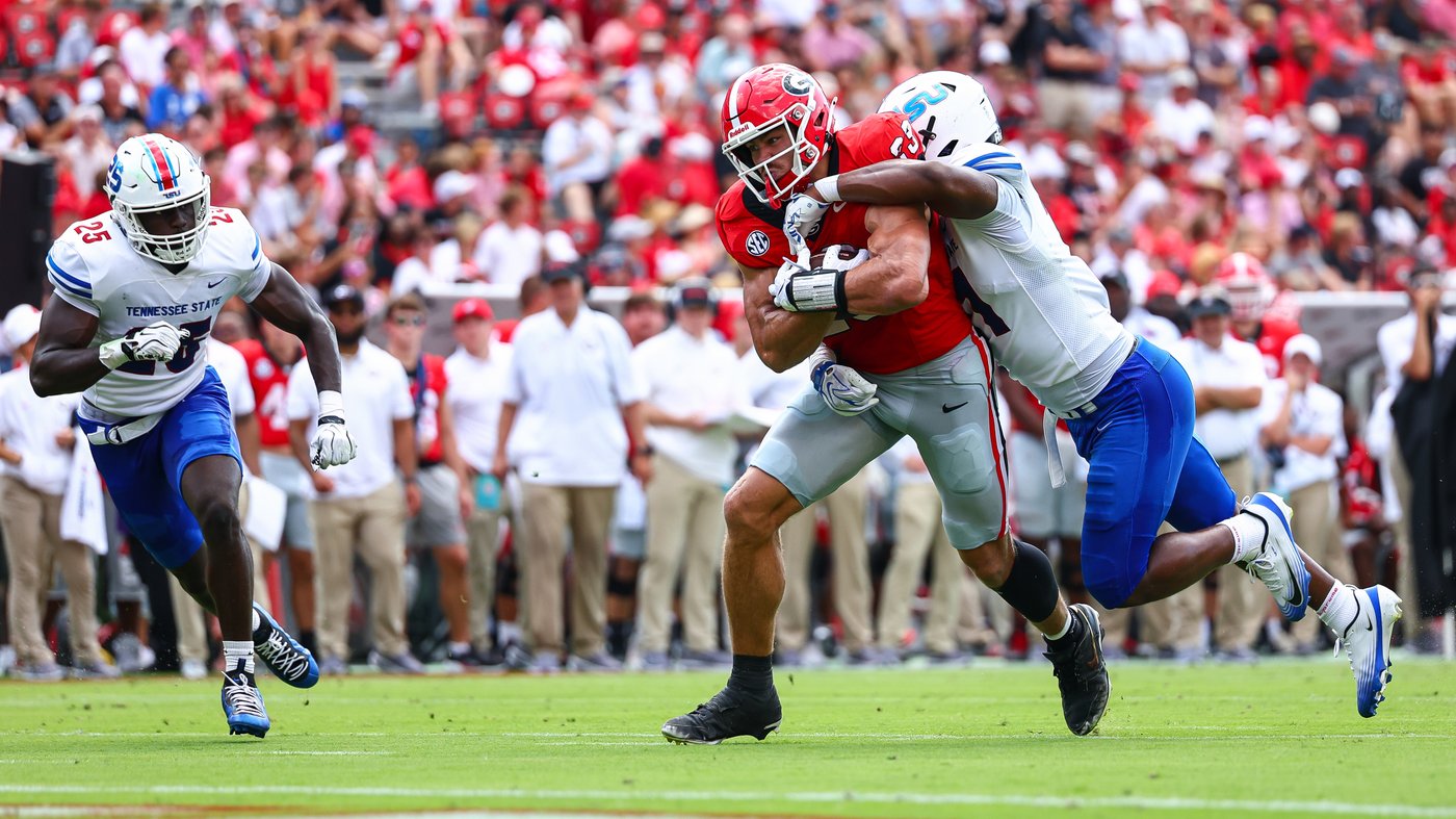 No. 2 Georgia faces pleasant dilemma of finding room for its deep and talented group of tight ends | iNFOnews.ca