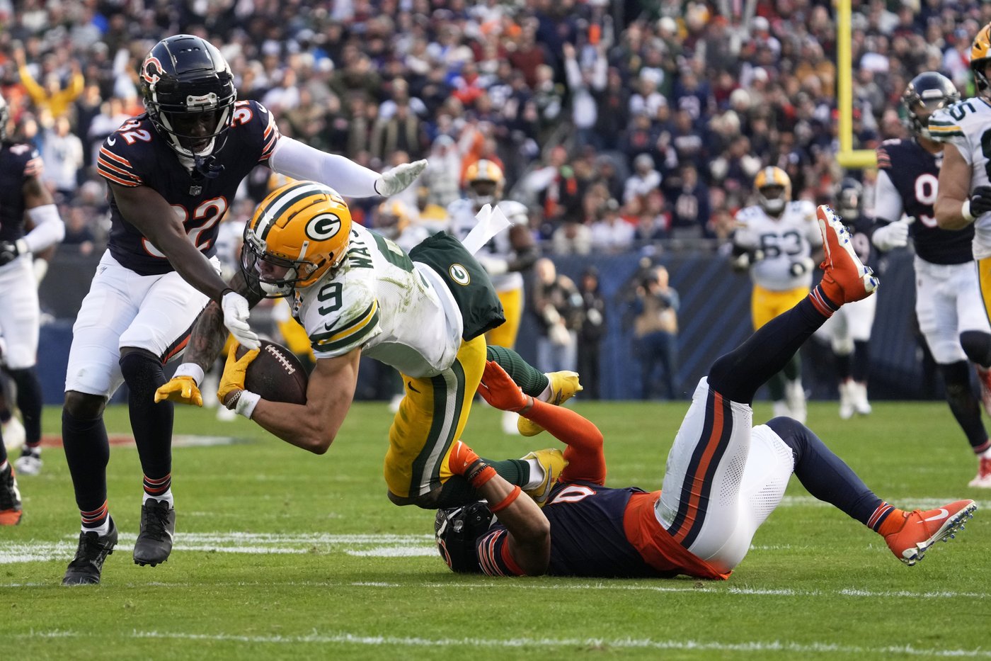 Jordan Love runs for go-ahead TD and Packers beat Bears on Karl Brooks' FG block at buzzer | iNFOnews.ca Jordan Love runs for go-ahead TD and Packers beat Bears on Karl Brooks' FG block at buzzer | iNFOnews.ca