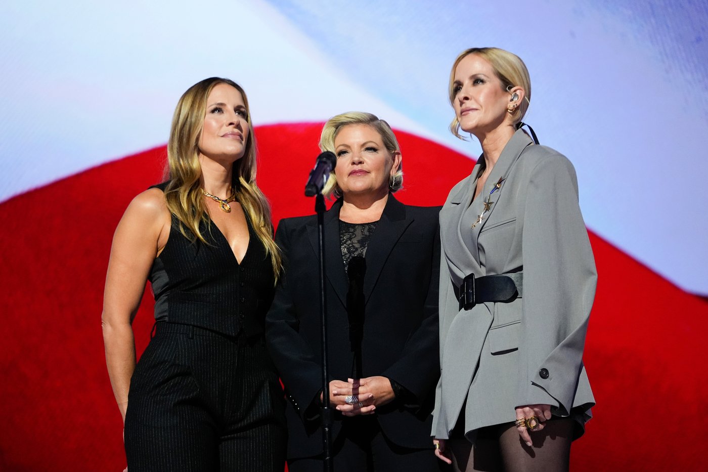 The Chicks announce intimate 'Taking the Long Way' 20th Anniversary Tour. 'This is our lives' | iNFOnews.ca