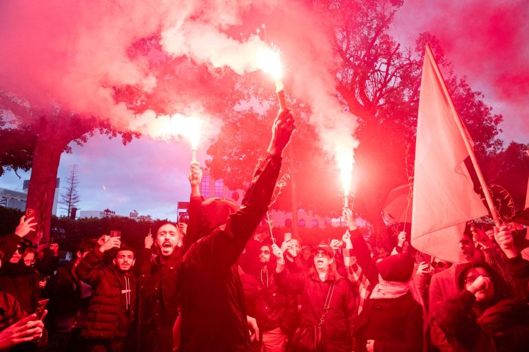 Hundreds protest in Tunisia over president's escalating crackdown on freedoms | iNFOnews.ca