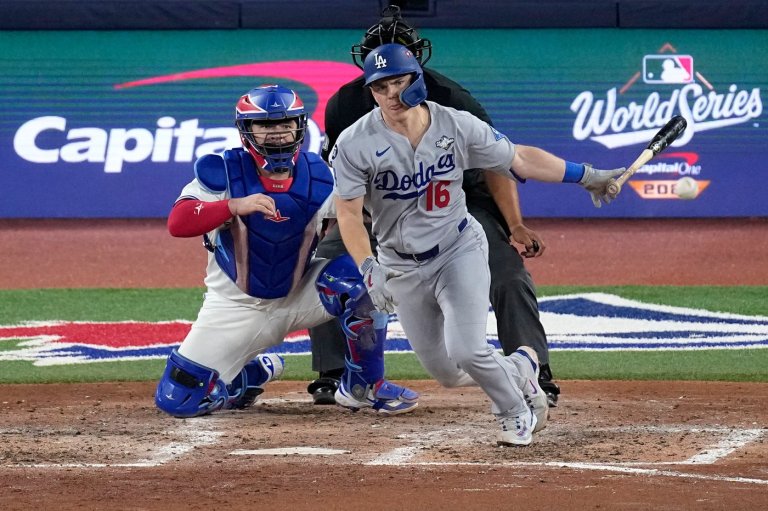 Yamamoto throws first World Series complete game since 2015 as Dodgers beat Blue Jays 5-1 in Game 2 | iNFOnews.ca Yamamoto throws first World Series complete game since 2015 as Dodgers beat Blue Jays 5-1 in Game 2 | iNFOnews.ca