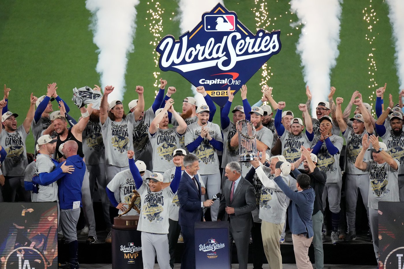 Photo Gallery: Dodgers beat Jays 5-4 to win World Series | iNFOnews.ca