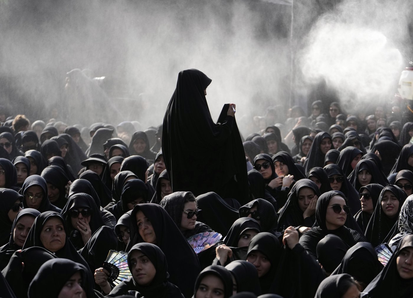Iran's supreme leader makes first public appearance since Iran-Israel war started | iNFOnews.ca