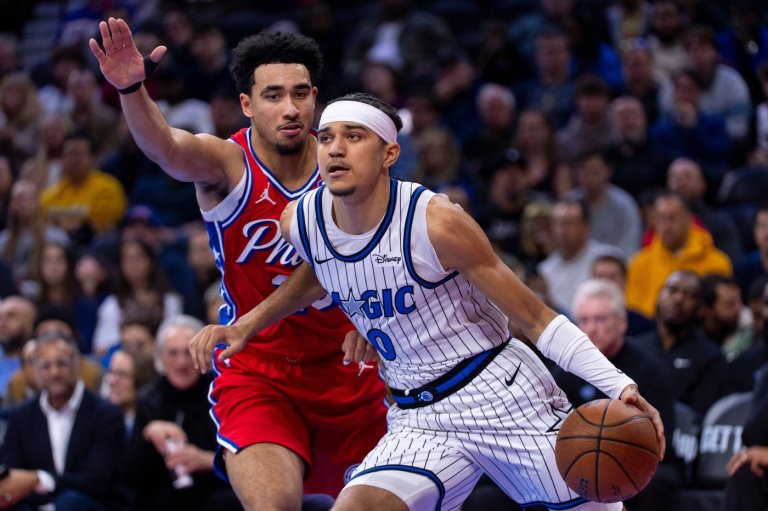 Magic's Anthony Black scores 27 first-half points in rout of 76ers | iNFOnews.ca