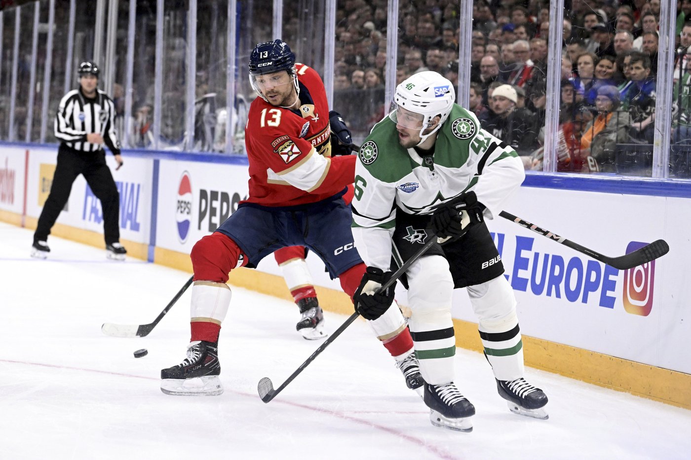 Florida Panthers top Dallas Stars 4-2 and sweep 2-game series in Finland | iNFOnews.ca