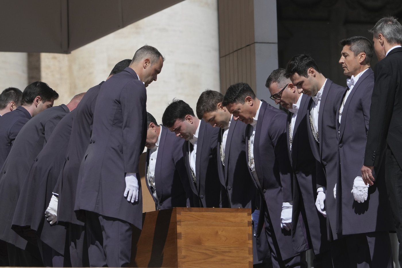 PHOTO COLLECTION: Vatican Pope Funeral | iNFOnews.ca PHOTO COLLECTION: Vatican Pope Funeral | iNFOnews.ca