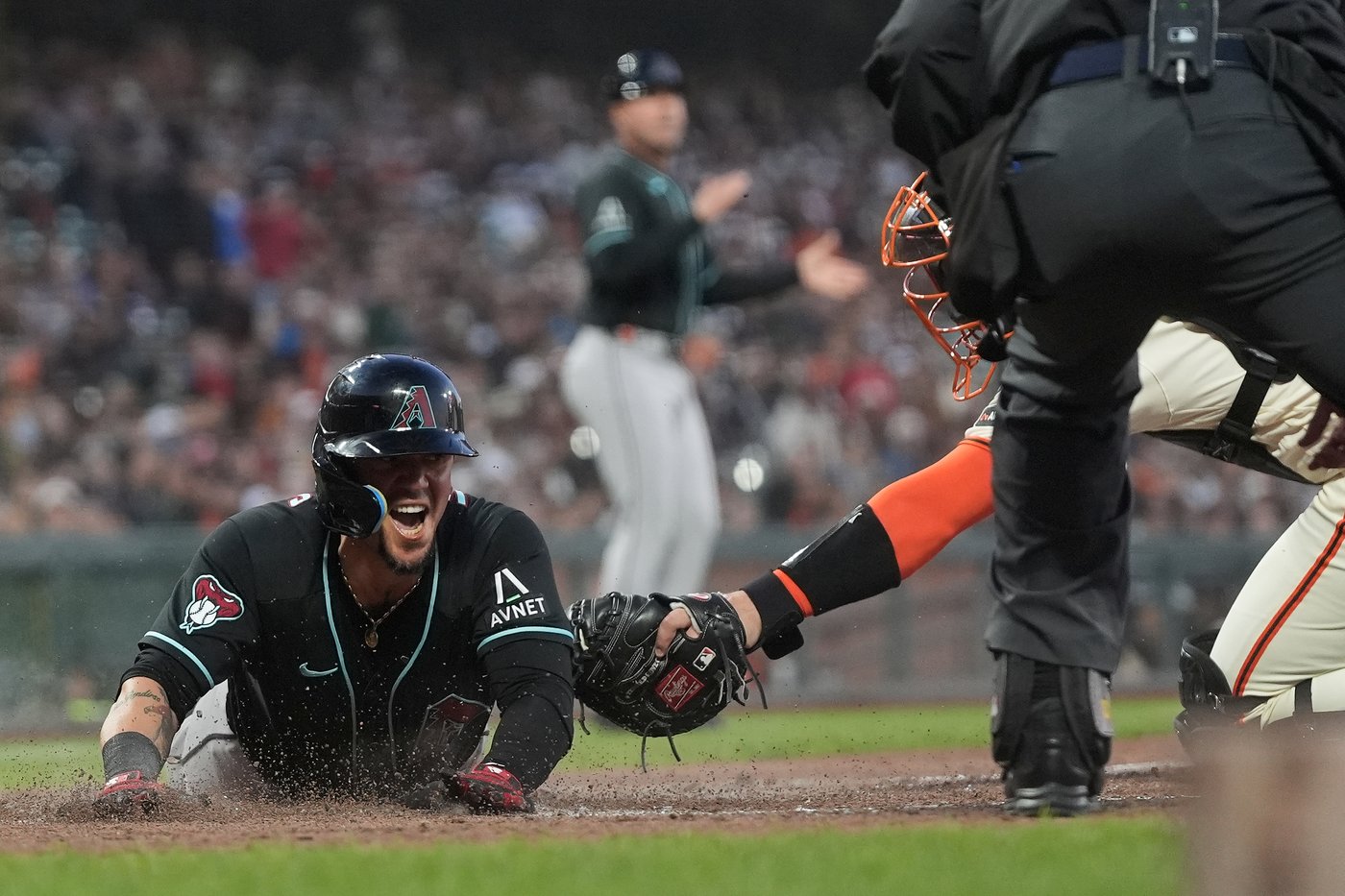 Eldridge has 4 hits, drives in 4 runs as Giants beat Diamondbacks 7-2 to split doubleheader | iNFOnews.ca Eldridge has 4 hits, drives in 4 runs as Giants beat Diamondbacks 7-2 to split doubleheader | iNFOnews.ca
