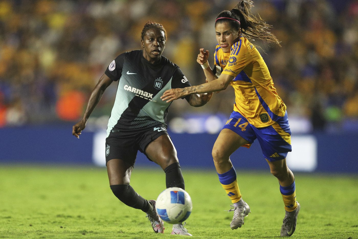 Orlando Pride finalizing record deal with Tigres for Lizbeth Ovalle, AP source says | iNFOnews.ca