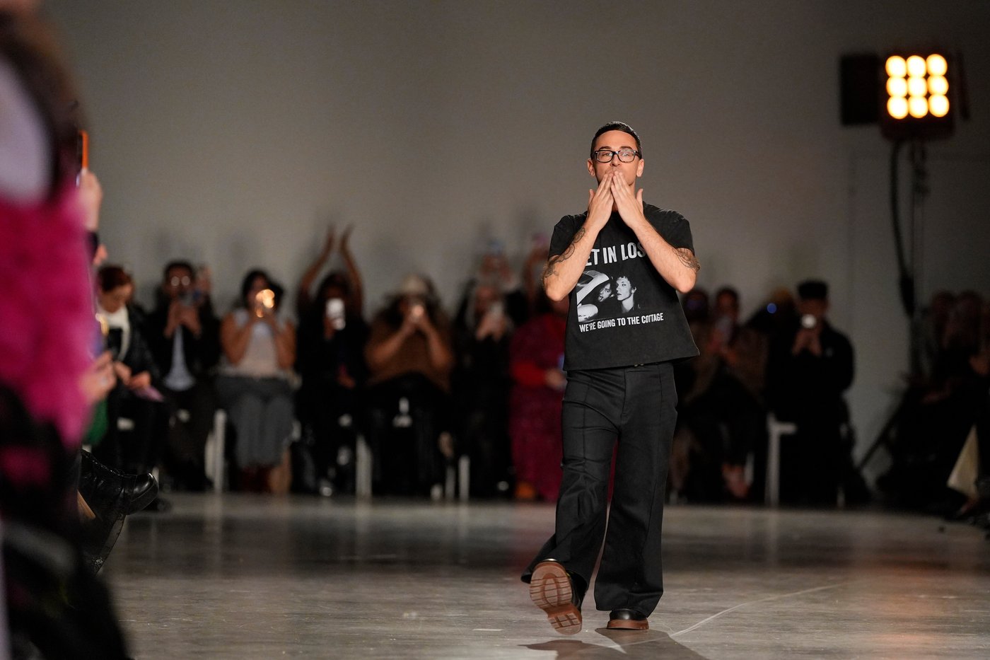 Christian Siriano invites New York Fashion Week guests into his surrealist dream | iNFOnews.ca