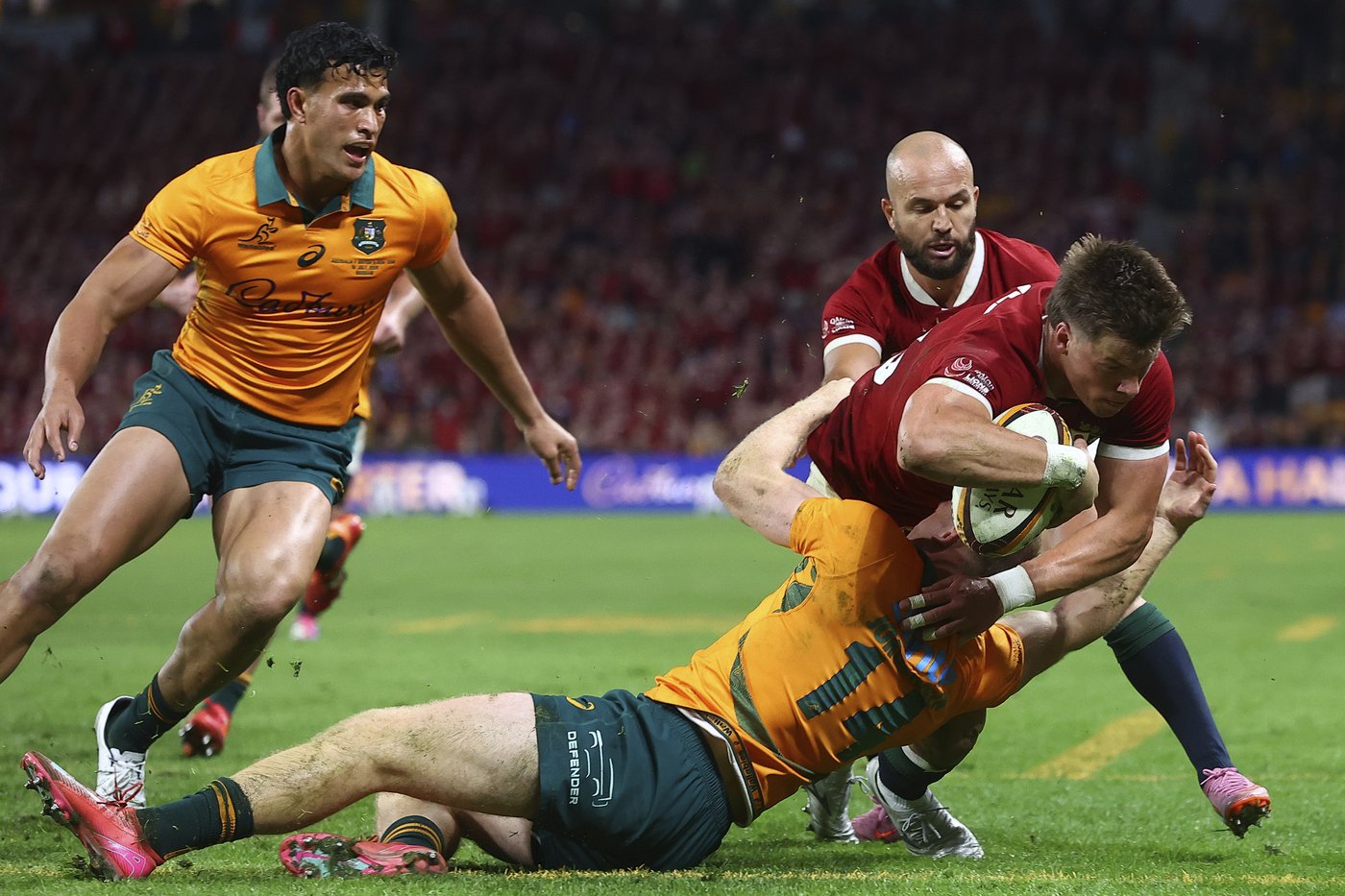 British and Irish Lions dominate early and hang on for a 27-19 win over Australia | iNFOnews.ca