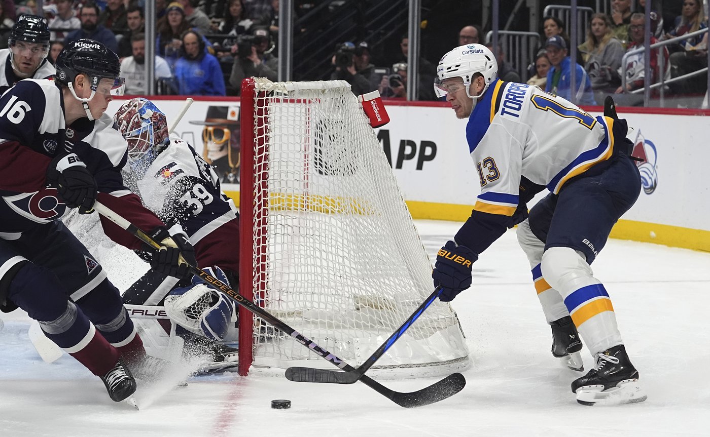Drouin has 2 goals and an assist, Necas scores in home debut and Avalanche blank Blues 5-0 | iNFOnews.ca