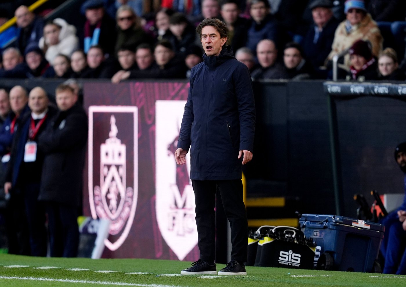 Tottenham fans repeat calls for Frank to leave after underwhelming draw at Burnley | iNFOnews.ca Tottenham fans repeat calls for Frank to leave after underwhelming draw at Burnley | iNFOnews.ca