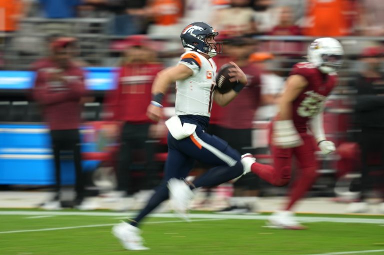 Bo Nix runs for a 62-yard TD, leads Broncos past the Cardinals for a 30-16 win | iNFOnews.ca