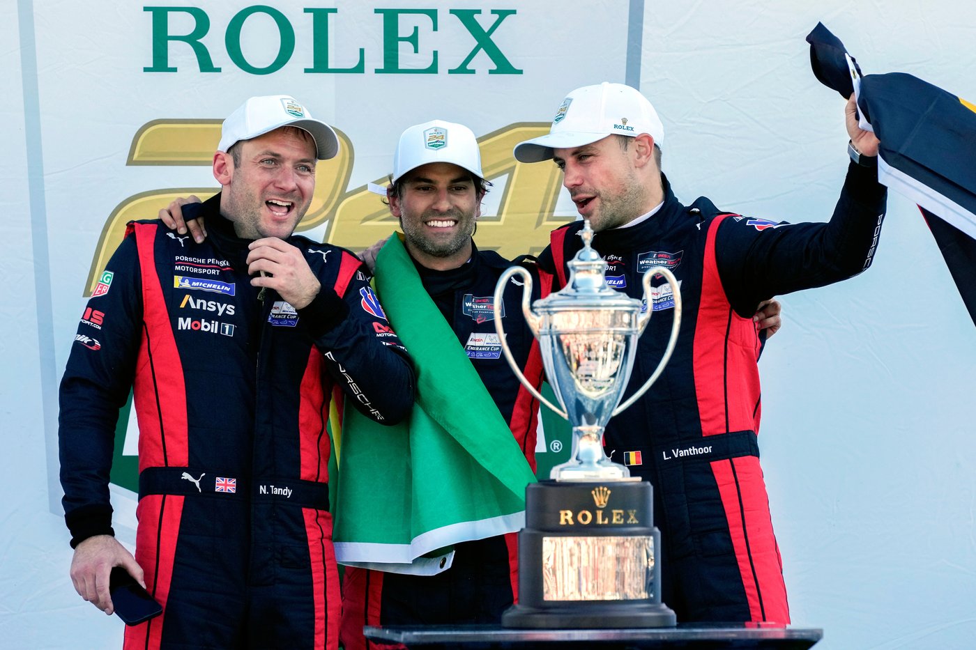 Penske's Porsche clinches 3rd straight Rolex 24 win, offering hope amid challenging year | iNFOnews.ca