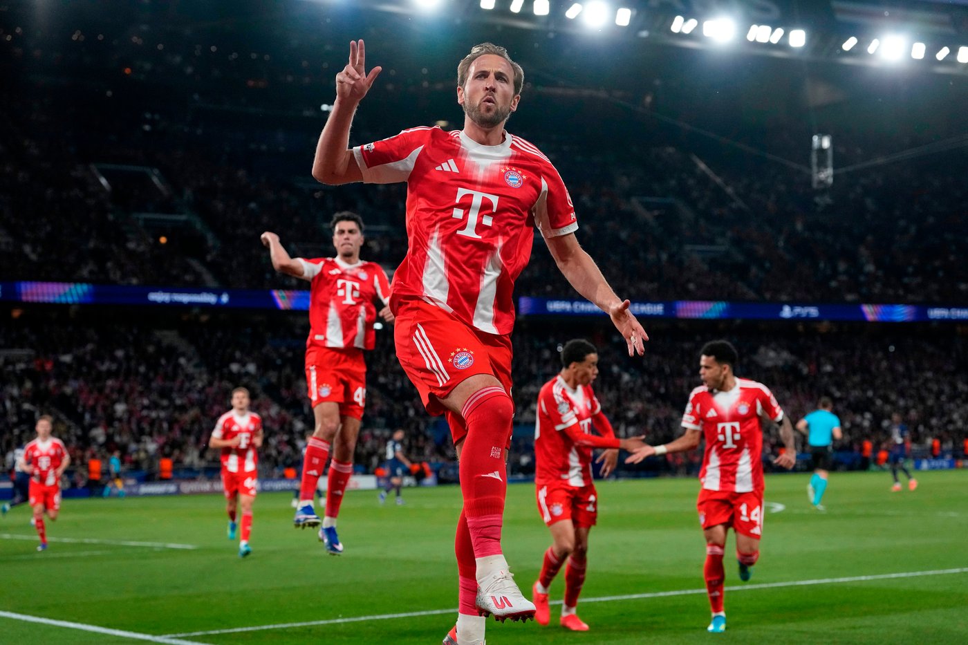 Ballon d'Or winner Kane heads back to Munich for 'special welcome,' Yamal says his 'time will come' | iNFOnews.ca