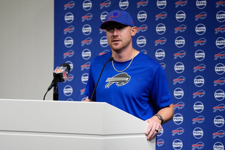 Bills coach Joe Brady questions NFL disciplinary process after Sam Franklin wins his appeal | iNFOnews.ca