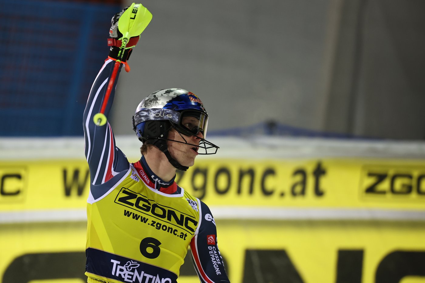 Clément Noël triumphs in World Cup night slalom, dashing Eduard Hallberg's hopes | iNFOnews.ca