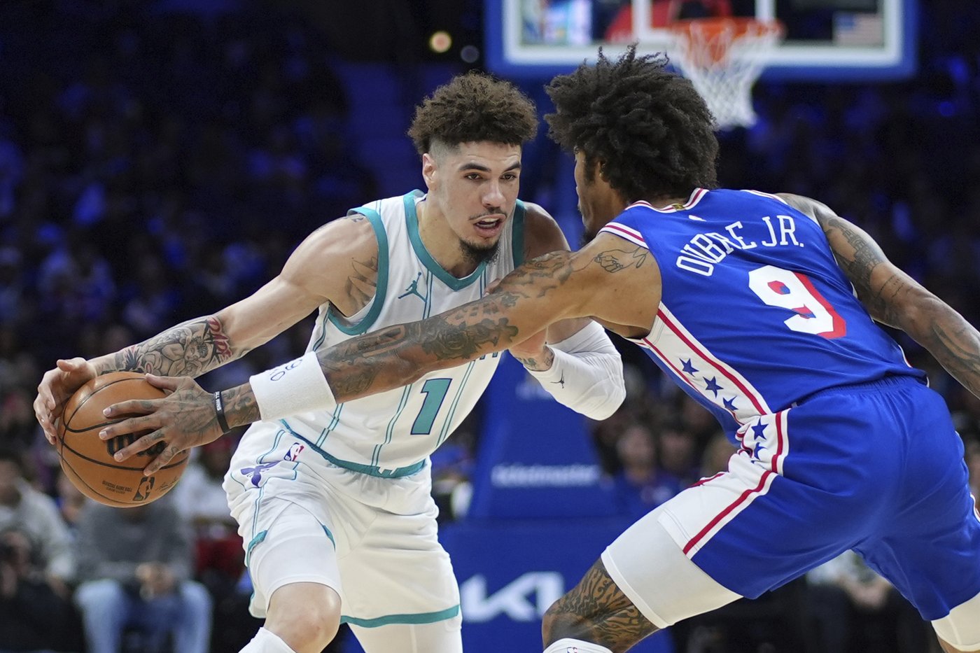 Jared McCain and Guerschon Yabusele lead the 76ers to 107-105 OT win over the Hornets | iNFOnews.ca