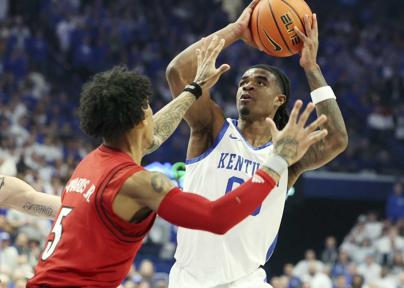 Lamont Butler scores career-high 33 points to help No. 5 Kentucky beat rival Louisville 93-85 | iNFOnews.ca Lamont Butler scores career-high 33 points to help No. 5 Kentucky beat rival Louisville 93-85 | iNFOnews.ca