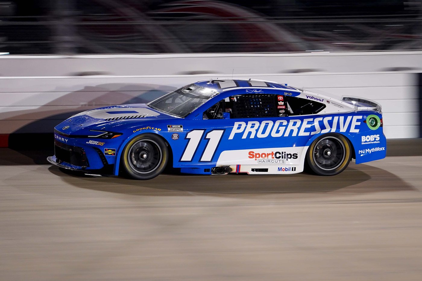 Denny Hamlin captures NASCAR pole at Michigan but expects to start at rear because of damage | iNFOnews.ca