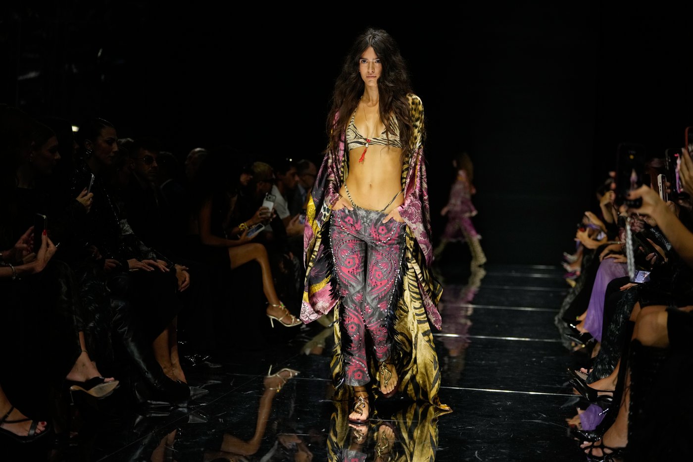 Cardi B brings star power as Roberto Cavalli goes wild at Milan Fashion Week | iNFOnews.ca Cardi B brings star power as Roberto Cavalli goes wild at Milan Fashion Week | iNFOnews.ca