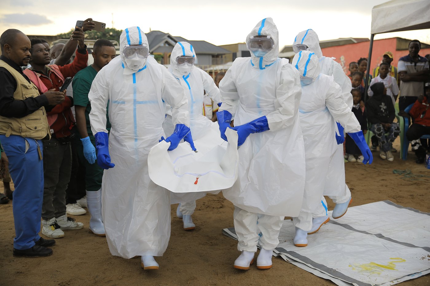 Congo is running short of health workers as Ebola remains out of control, WHO says | iNFOnews.ca