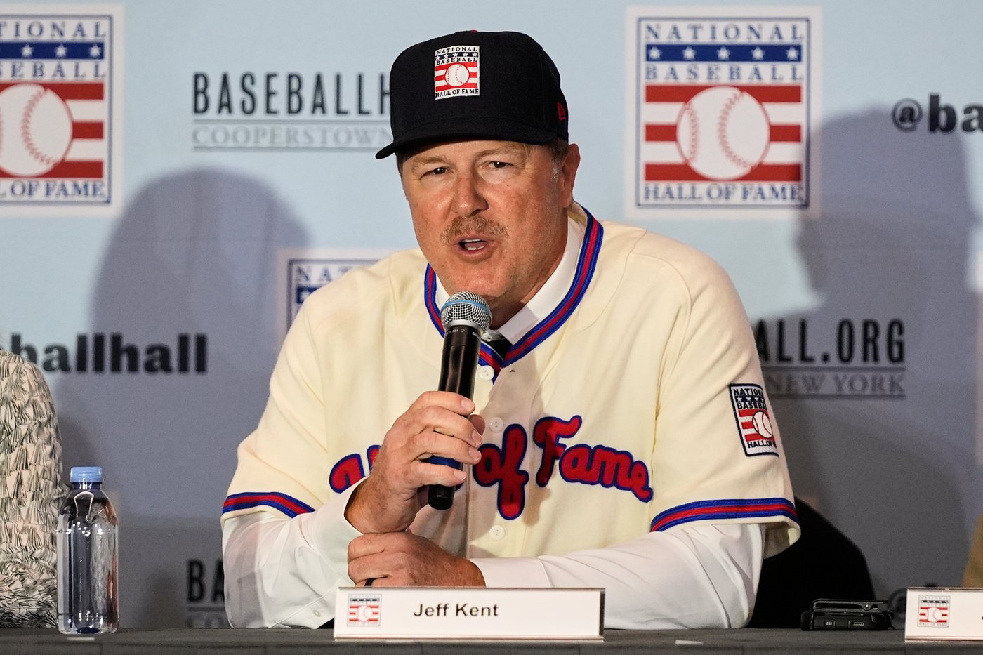 Jeff Kent elected to baseball Hall of Fame, which again keeps doors shut for Bonds and Clemens | iNFOnews.ca