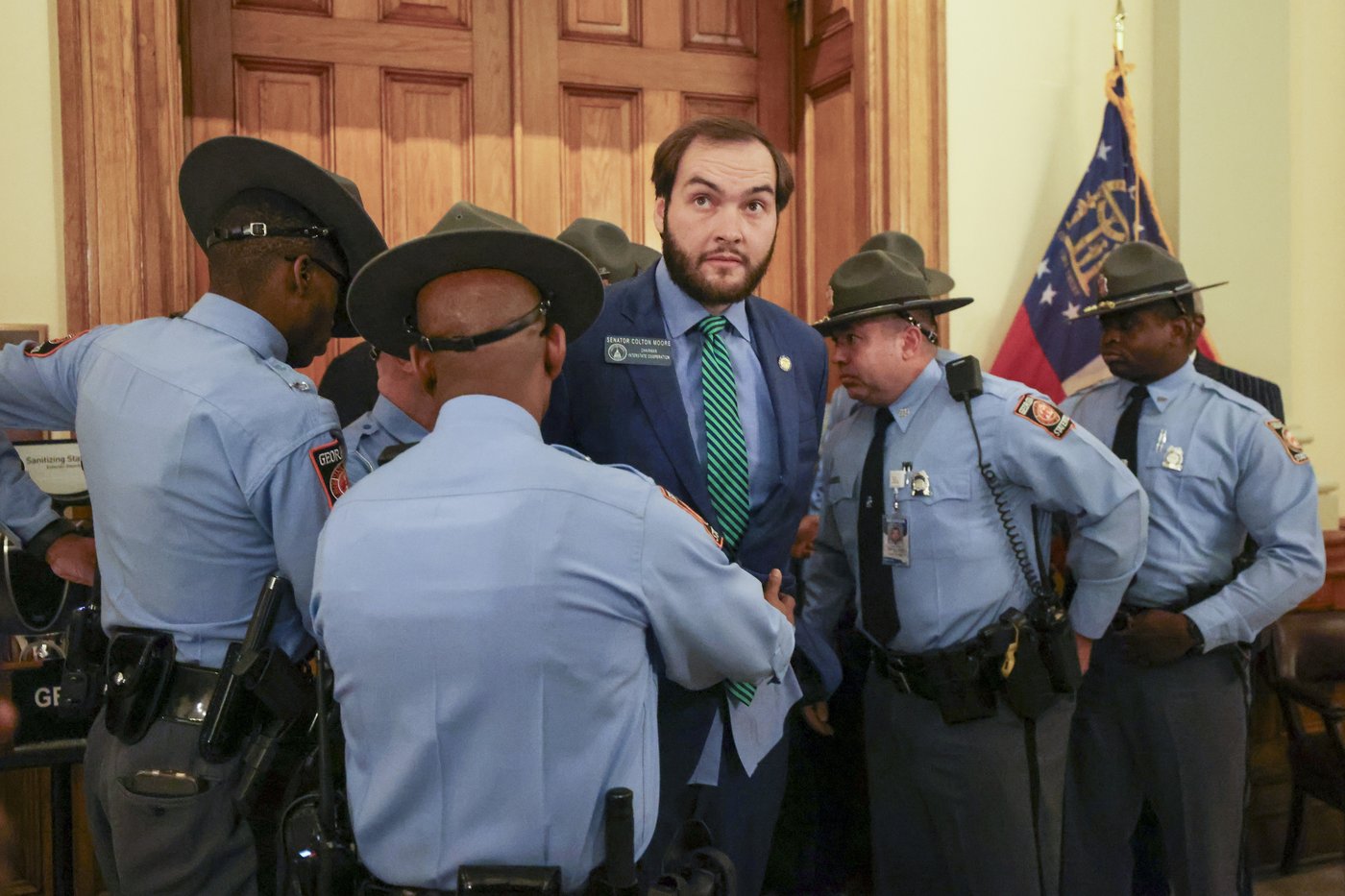 Georgia House speaker backtracks on banning senator who was arrested for trying to enter the chamber | iNFOnews.ca Georgia House speaker backtracks on banning senator who was arrested for trying to enter the chamber | iNFOnews.ca