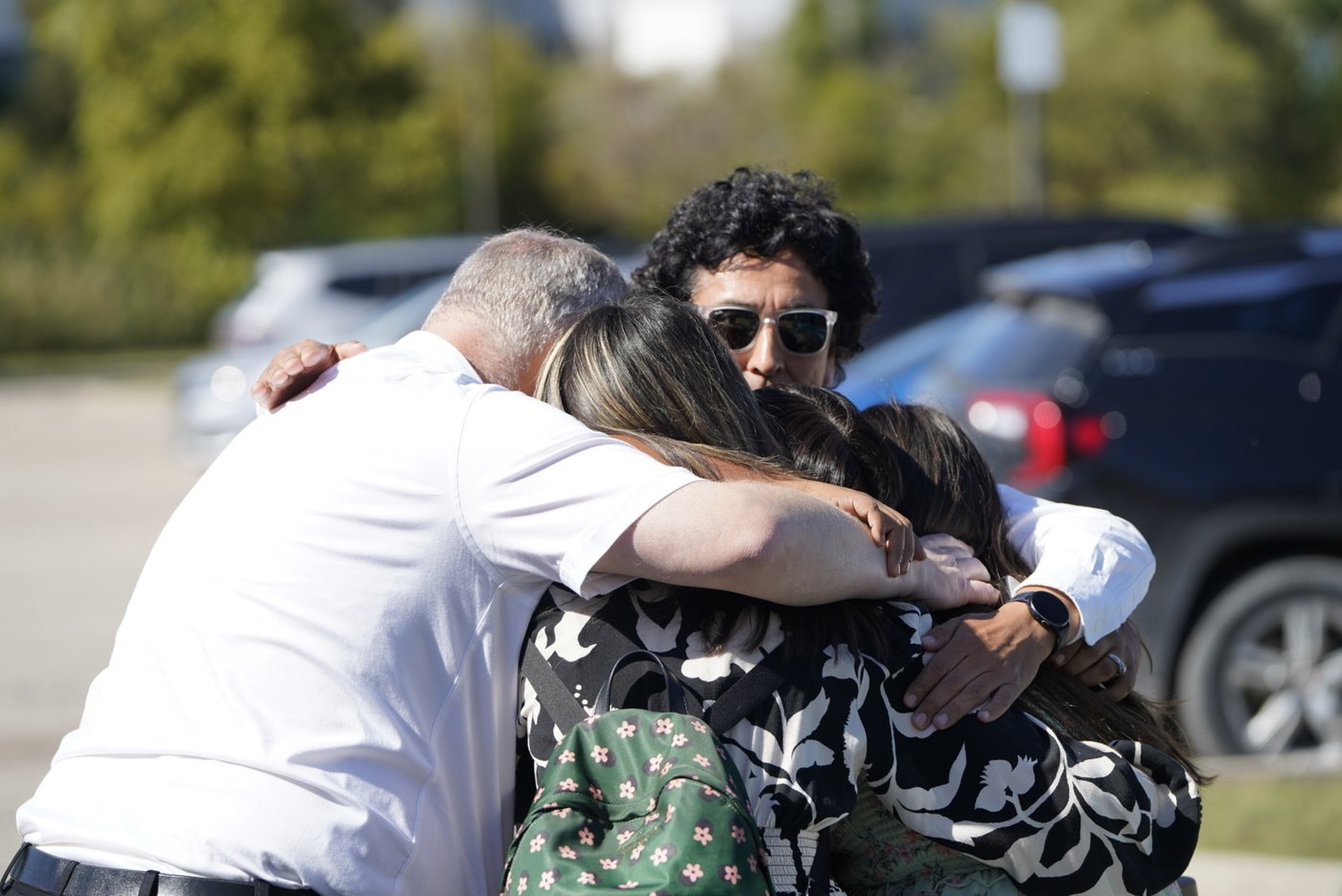 2 people dead and 8 wounded in a shooting and fire at a Michigan church, police say | iNFOnews.ca
