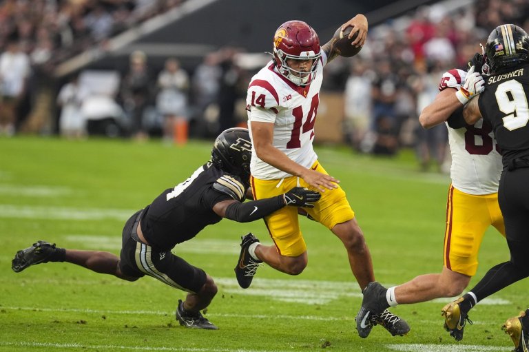 USC overcomes 3-hour delay and slow start to hold off Purdue for 33-17 victory in Big Ten opener | iNFOnews.ca