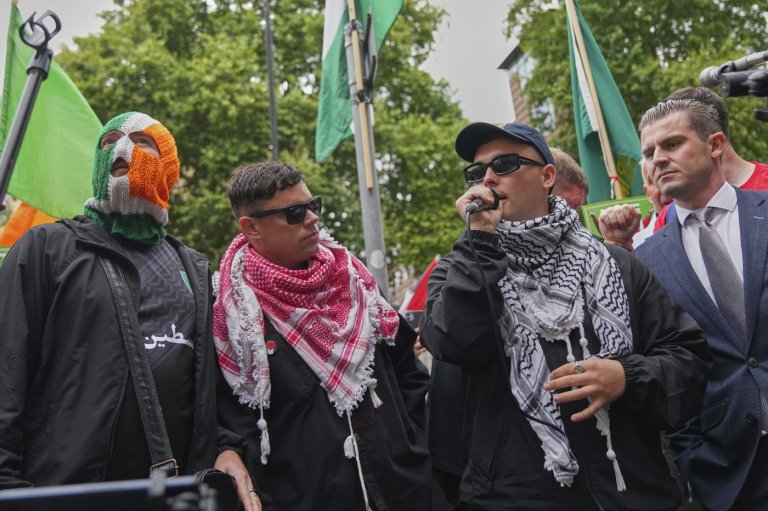 Canada bans Irish rap group Kneecap from entry, says it endorsed political violence | iNFOnews.ca